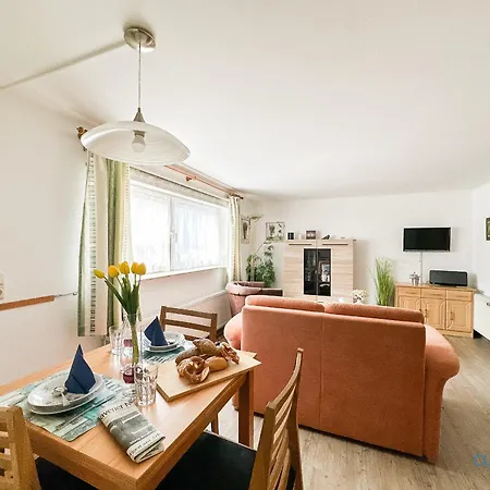 Apartment Gemuetliche Souterrain In Zentraler Lage Von Duhnen *